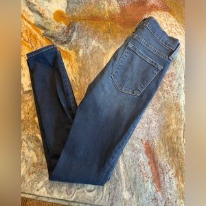 Frame 24 LeSkinny de Jeanne